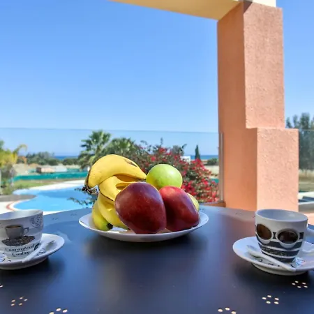 Harmony Of Sew View, Nature And Amazing Pool Apartament *