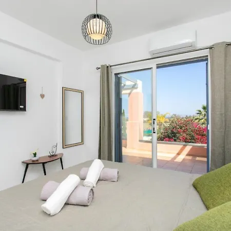 Harmony Of Sew View, Nature And Amazing Pool