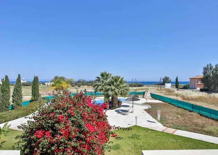 Harmony Of Sew View, Nature And Amazing Pool * Polis